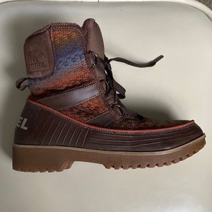 Sorel women’s winter boots.